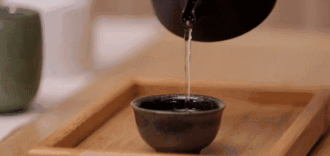 1574845469327471.gif
